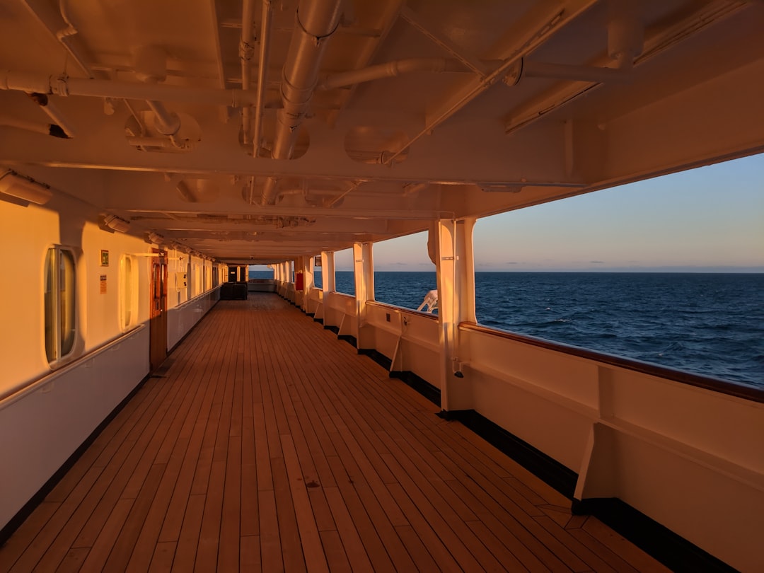 Cruiseopplevelser: Oppdag Verdens Hav og Kyster